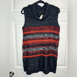 NWT - New Directions Cowl neck sleeveless poncho - Vino Combo - Size Medium